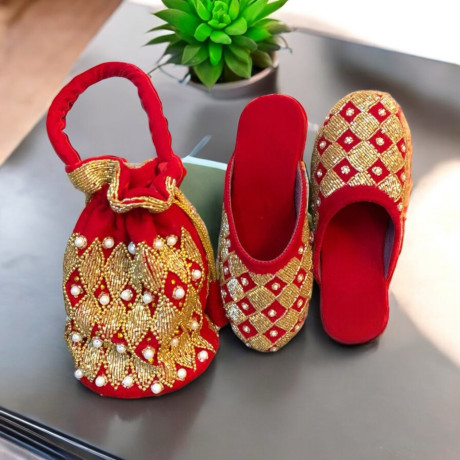 hand-made-pure-velvet-chatti-and-thaili-v9-big-0